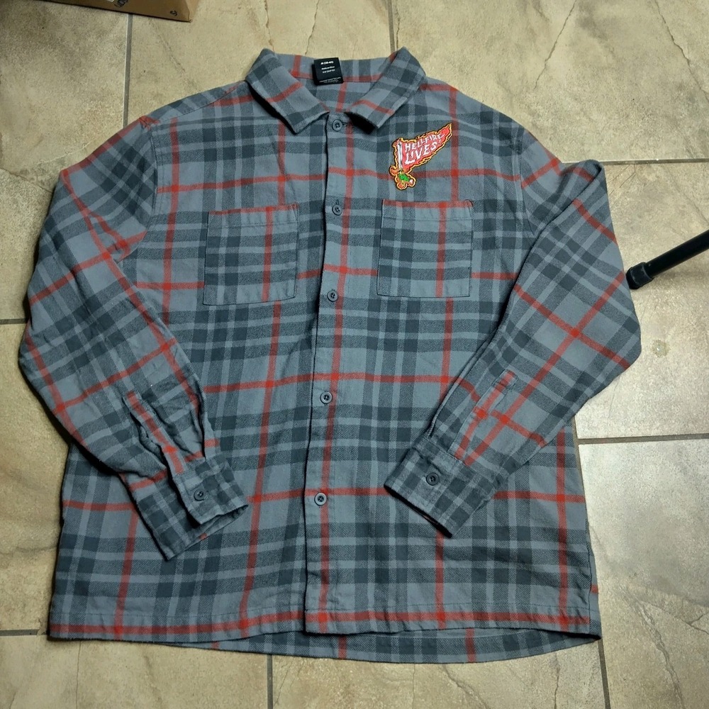Stranger Things Hellfire Club Flannel Shirt Mens M Gray Red Plaid Netflix Eddie